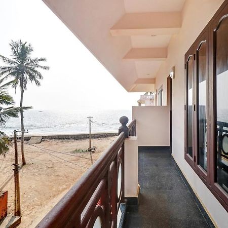 Itsy Hotels The Waters Edge Beach Resort Kovalam Exterior photo